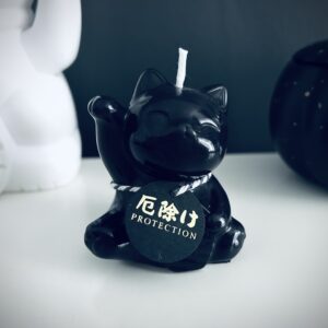 Black Maneki Neko Scented Candle