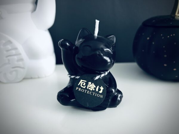 Black Maneki Neko Scented Candle