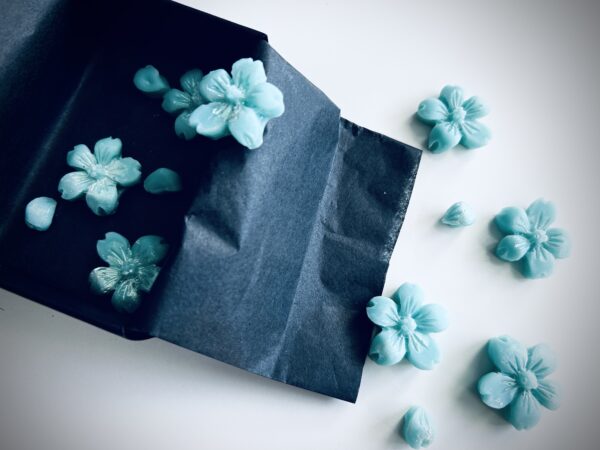 Mint Green Tea Sakura Wax Melts - Image 6