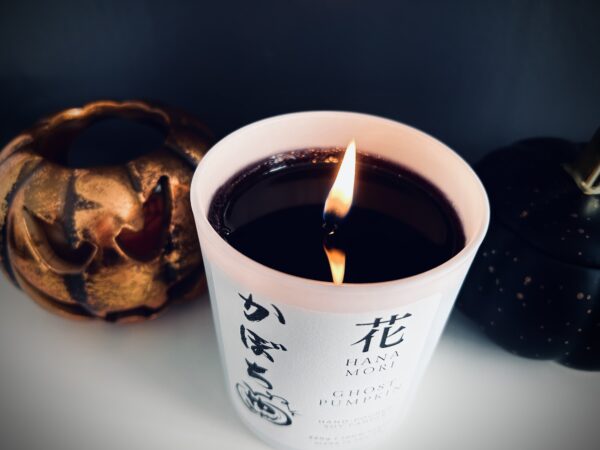 Ghost Pumpkin Spice Candle - かぼちゃ Candle - Image 2