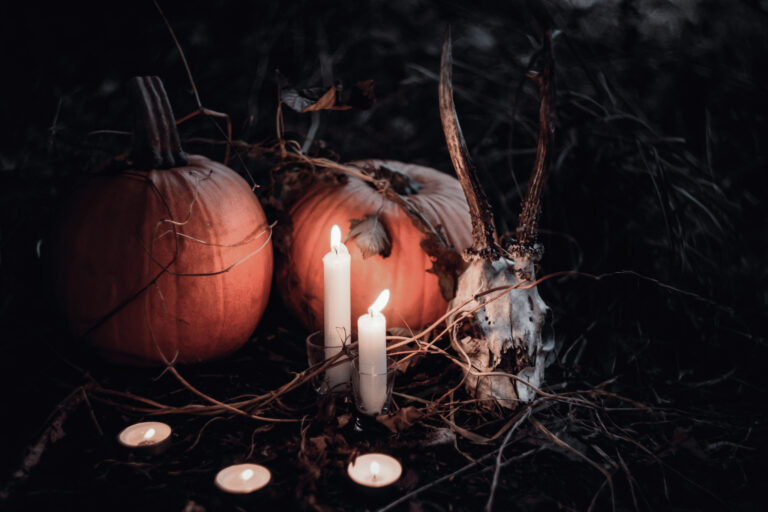 Halloween & Essential Oils Ritual